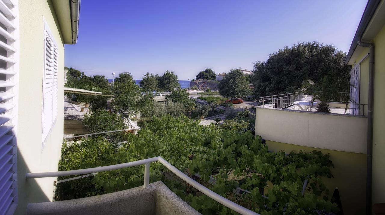 Braut Apartment Krk Town Bagian luar foto